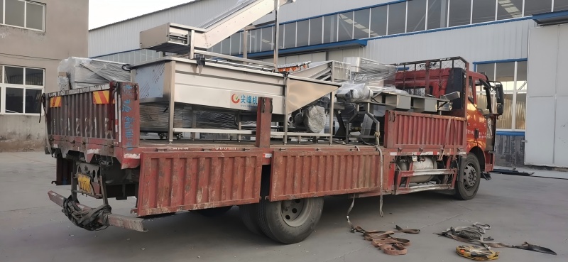 蘿卜干加工設備在重慶云陽投入運行